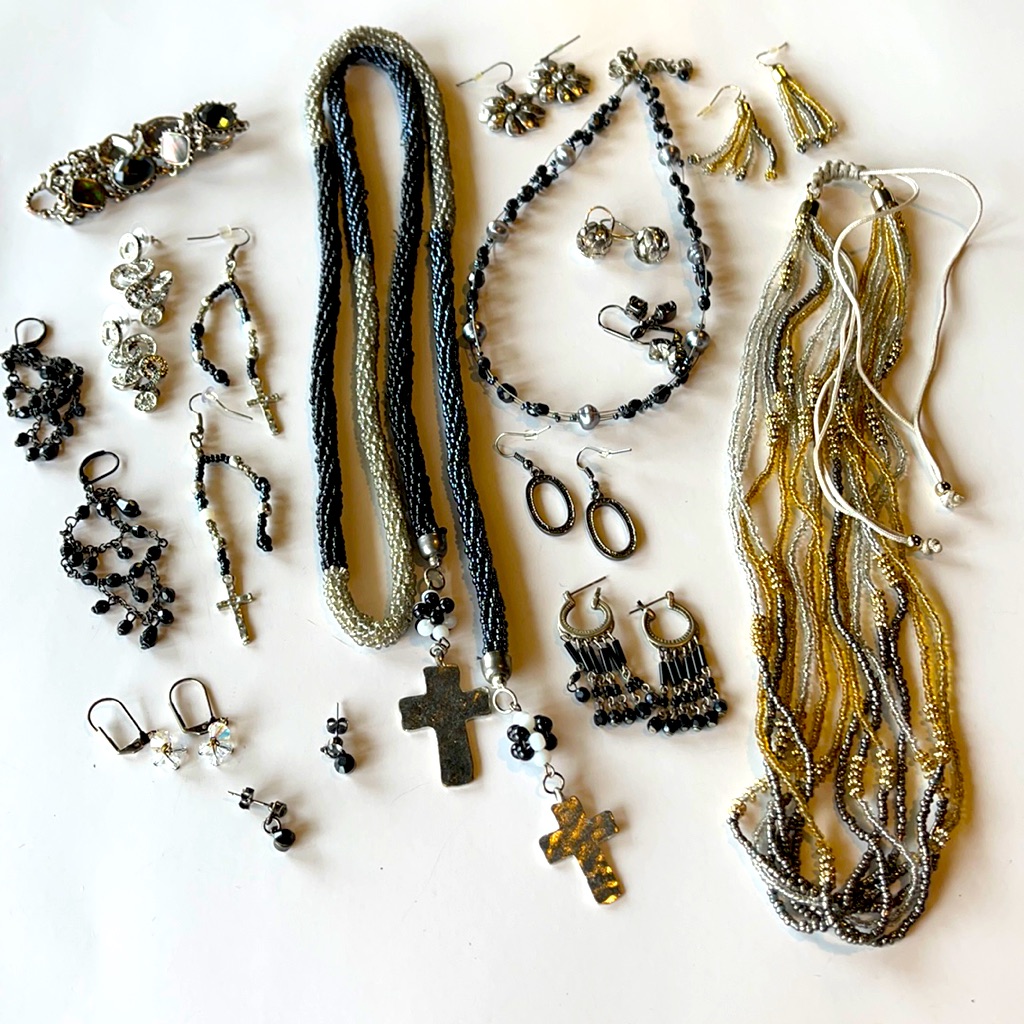 Black Jewelry Collection